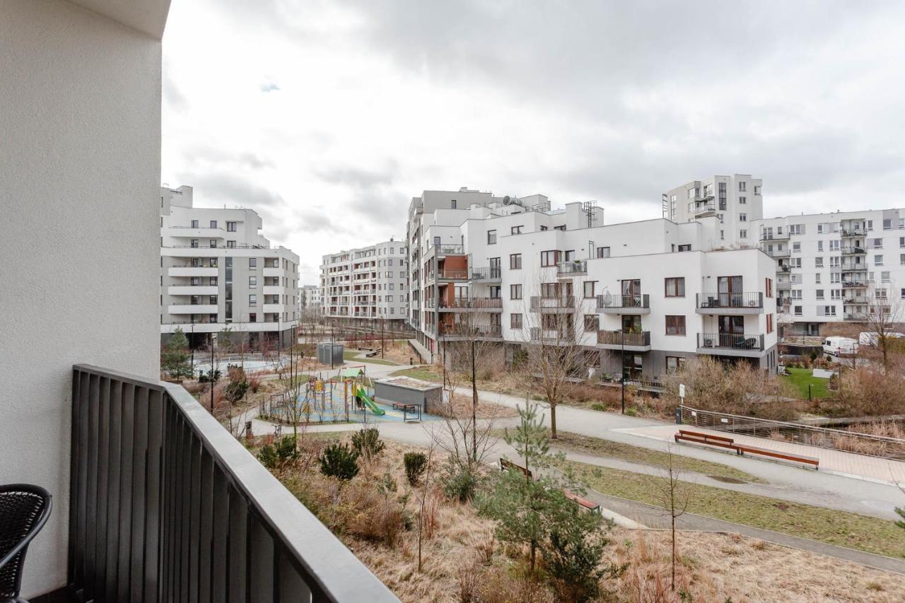Chill Apartments Central Park Варшава Экстерьер фото
